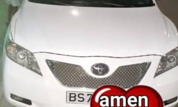 Acheter Occasion Voiture Toyota Camry Blanc à Cotonou, Benin Acheter Occasion Voiture Toyota Camry Blanc à Cotonou, Benin