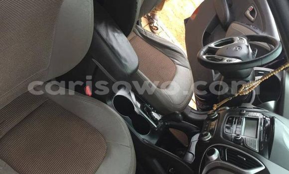 Acheter Occasion Voiture Hyundai Tucson Bleu à Cotonou, Benin Acheter Occasion Voiture Hyundai Tucson Bleu à Cotonou, Benin