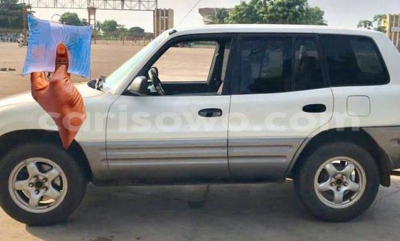 Acheter Occasion Voiture Toyota RAV4 Gris à Cotonou, Benin