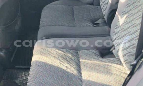 Acheter Occasion Voiture Toyota RAV4 Gris à Cotonou, Benin Acheter Occasion Voiture Toyota RAV4 Gris à Cotonou, Benin