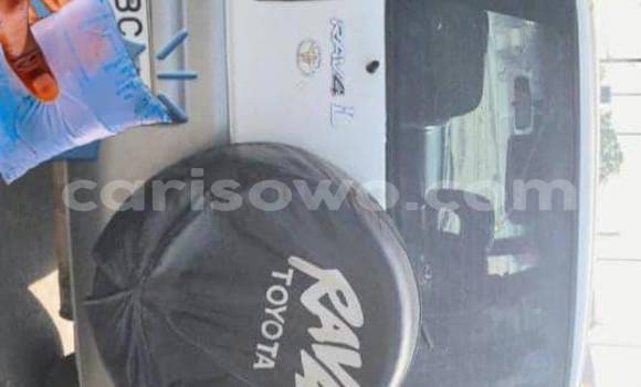 Acheter Occasion Voiture Toyota RAV4 Gris à Cotonou, Benin Acheter Occasion Voiture Toyota RAV4 Gris à Cotonou, Benin