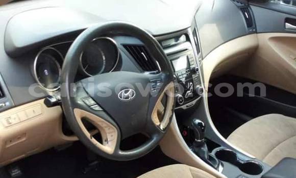 Acheter Occasion Voiture Hyundai Sonata Bleu à Cotonou, Benin Acheter Occasion Voiture Hyundai Sonata Bleu à Cotonou, Benin