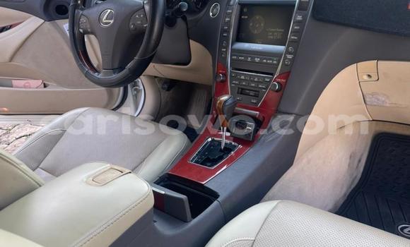 Ra Àlòkù Lexus RX 350 Silver Ọkọ̀ in Cotonou ni Benin Ra Àlòkù Lexus RX 350 Silver Ọkọ̀ in Cotonou ni Benin