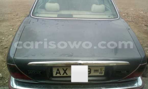 Acheter Occasion Voiture Jaguar X–Type Rouge à Cotonou, Benin Acheter Occasion Voiture Jaguar X–Type Rouge à Cotonou, Benin