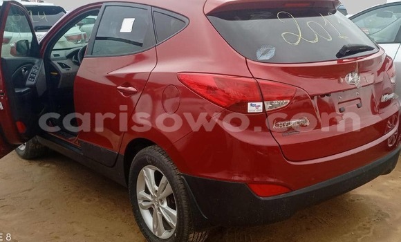 Acheter Import Voiture Hyundai Tucson Rouge à Cotonou, Benin Acheter Import Voiture Hyundai Tucson Rouge à Cotonou, Benin
