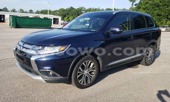 Acheter Import Voiture Mitsubishi Outlander Noir à Abomey Calavi, Benin Acheter Import Voiture Mitsubishi Outlander Noir à Abomey Calavi, Benin