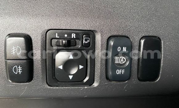 Acheter Import Voiture Mitsubishi Montero Marron à Abomey, Benin Acheter Import Voiture Mitsubishi Montero Marron à Abomey, Benin