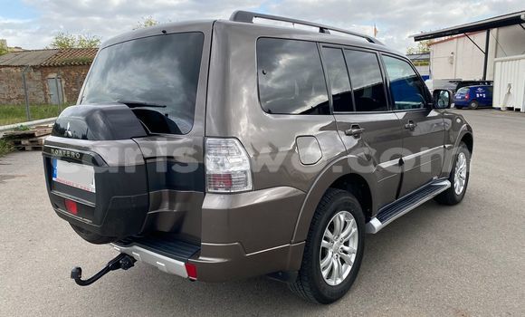 Acheter Import Voiture Mitsubishi Montero Marron à Abomey, Benin Acheter Import Voiture Mitsubishi Montero Marron à Abomey, Benin