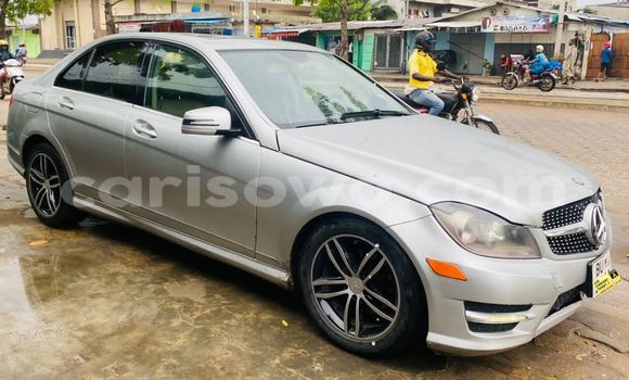 Ra Àlòkù Mercedes-Benz C–Class Silver Ọkọ̀ in Cotonou ni Benin Ra Àlòkù Mercedes-Benz C–Class Silver Ọkọ̀ in Cotonou ni Benin