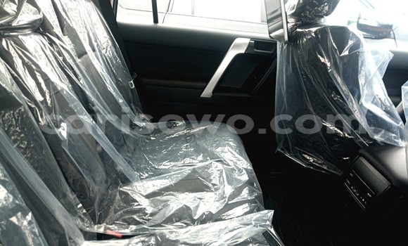 Ra Tuntun Toyota Land Cruiser Prado Black Ọkọ̀ in Cotonou ni Benin Ra Tuntun Toyota Land Cruiser Prado Black Ọkọ̀ in Cotonou ni Benin