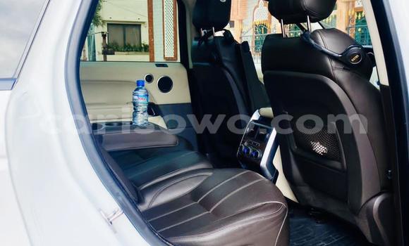 Ra Àlòkù Land Rover Range Rover Sport funfun Ọkọ̀ in Cotonou ni Benin Ra Àlòkù Land Rover Range Rover Sport funfun Ọkọ̀ in Cotonou ni Benin