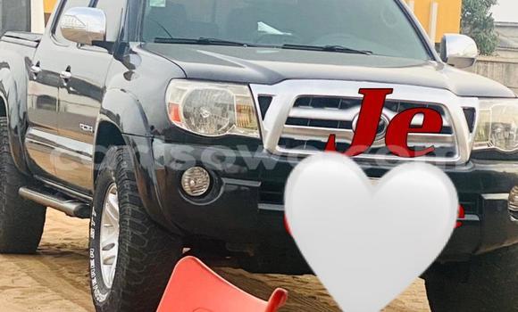 Sayi Na hannu Toyota Tacoma Black Mota in Cotonou a Benin Sayi Na hannu Toyota Tacoma Black Mota in Cotonou a Benin