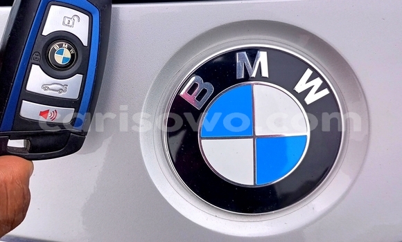 Acheter Occasion Voiture BMW 4-Series Gris à Cotonou, Benin Acheter Occasion Voiture BMW 4-Series Gris à Cotonou, Benin