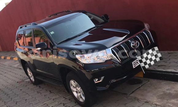 Sayi Na hannu Toyota Prado Brown Mota in Cotonou a Benin Sayi Na hannu Toyota Prado Brown Mota in Cotonou a Benin