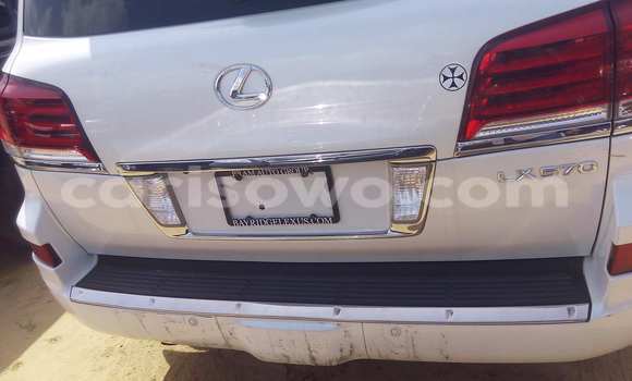 Acheter Occasion Voiture Lexus LX 450 Blanc à Porto Novo, Benin Acheter Occasion Voiture Lexus LX 450 Blanc à Porto Novo, Benin