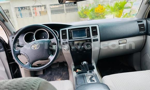 Ra Àlòkù Toyota 4Runner Black Ọkọ̀ in Cotonou ni Benin Ra Àlòkù Toyota 4Runner Black Ọkọ̀ in Cotonou ni Benin