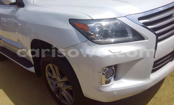 Acheter Occasion Voiture Lexus LX 450 Blanc à Porto Novo, Benin Acheter Occasion Voiture Lexus LX 450 Blanc à Porto Novo, Benin