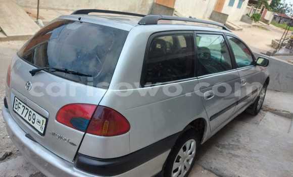 Acheter Occasion Voiture Toyota Avensis Gris à Cotonou, Benin