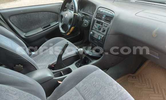 Sayi Na hannu Toyota Avensis Azurfa Mota in Cotonou a Benin Sayi Na hannu Toyota Avensis Azurfa Mota in Cotonou a Benin