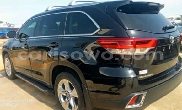 Sayi Imported Toyota Highlander Sauran Mota in Cotonou a Benin Sayi Imported Toyota Highlander Sauran Mota in Cotonou a Benin