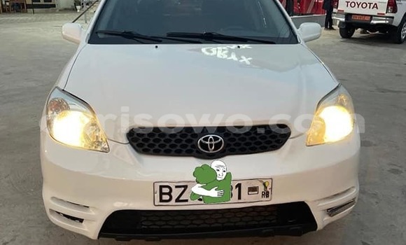 Acheter Occasion Voiture Toyota Matrix Blanc à Cotonou, Benin