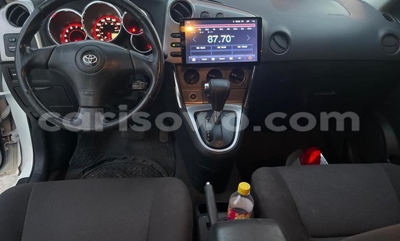 Sayi Na hannu Toyota Matrix White Mota in Cotonou a Benin Sayi Na hannu Toyota Matrix White Mota in Cotonou a Benin