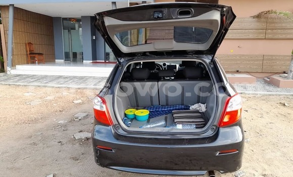 Sayi Na hannu Toyota Matrix Black Mota in Cotonou a Benin Sayi Na hannu Toyota Matrix Black Mota in Cotonou a Benin
