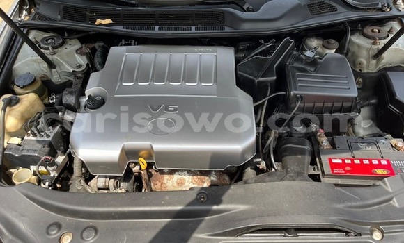 Sayi Na hannu Toyota Avalon Azurfa Mota in Cotonou a Benin Sayi Na hannu Toyota Avalon Azurfa Mota in Cotonou a Benin