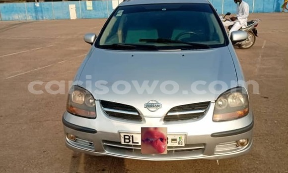 Sayi Na hannu Nissan Almera Azurfa Mota in Cotonou a Benin Sayi Na hannu Nissan Almera Azurfa Mota in Cotonou a Benin