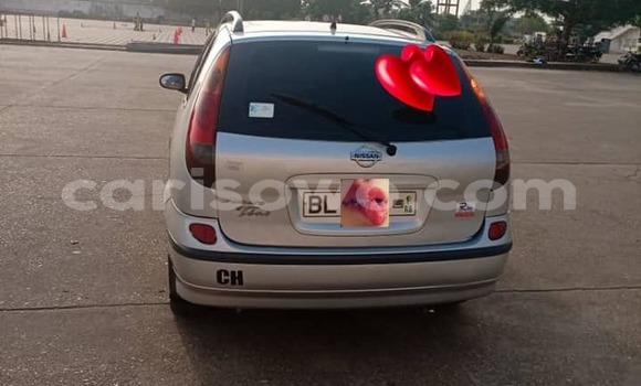 Sayi Na hannu Nissan Almera Azurfa Mota in Cotonou a Benin Sayi Na hannu Nissan Almera Azurfa Mota in Cotonou a Benin