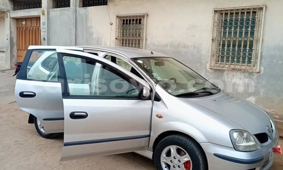 Acheter Occasion Voiture Nissan Almera Gris à Cotonou, Benin