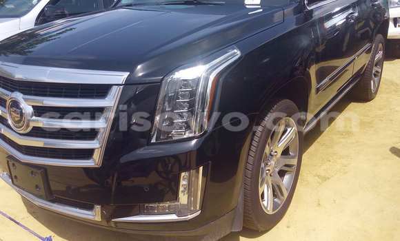 Sayi Na hannu Cadillac Escalade Black Mota in Porto Novo a Benin Sayi Na hannu Cadillac Escalade Black Mota in Porto Novo a Benin