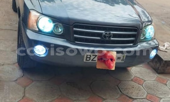 Buy Used Toyota Highlander Blue Car in Cotonou in Benign