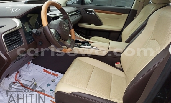 Sayi Na hannu Lexus RX 350 Black Mota in Cotonou a Benin Sayi Na hannu Lexus RX 350 Black Mota in Cotonou a Benin