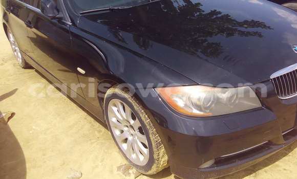 Sayi Na hannu BMW X1 Black Mota in Porto Novo a Benin Sayi Na hannu BMW X1 Black Mota in Porto Novo a Benin