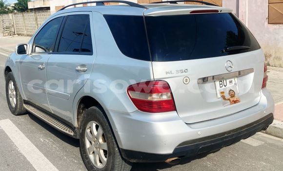 Acheter Occasion Voiture Mercedes-Benz ML–Class Gris à Cotonou, Benin