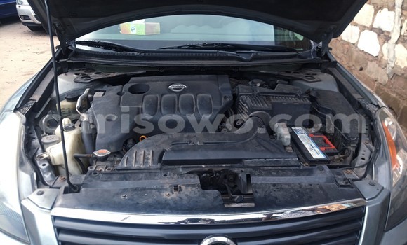 Acheter Occasion Voiture Nissan Altima Gris à Cotonou, Benin Acheter Occasion Voiture Nissan Altima Gris à Cotonou, Benin