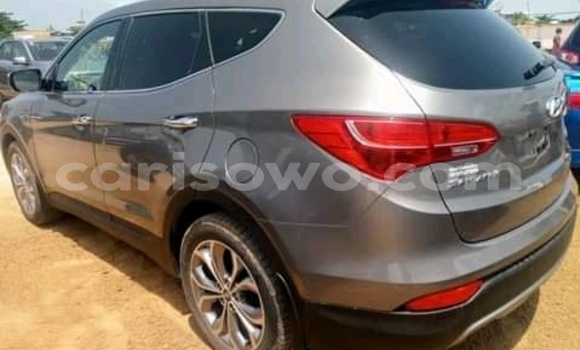 Ra Imported Hyundai Santa Fe Miiran Ọkọ̀ in Cotonou ni Benin