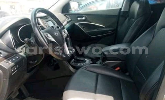 Sayi Imported Hyundai Santa Fe Sauran Mota in Cotonou a Benin Sayi Imported Hyundai Santa Fe Sauran Mota in Cotonou a Benin