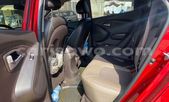 Buy Used Hyundai Tucson Red Car in Cotonou in Benign Buy Used Hyundai Tucson Red Car in Cotonou in Benign