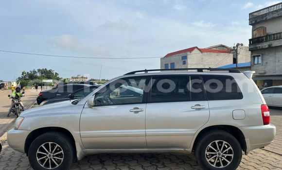 Buy Used Toyota Highlander Beige Car in Abomey Calavi in Benign Buy Used Toyota Highlander Beige Car in Abomey Calavi in Benign