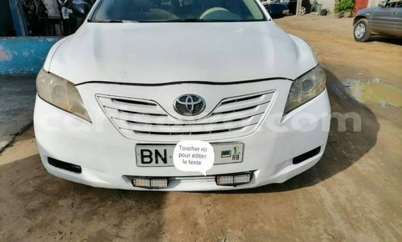 Acheter Occasion Voiture Toyota Camry Blanc à Cotonou, Benin