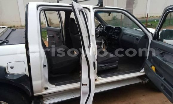 Buy Used Nissan Navara White Car in Cotonou in Benign Buy Used Nissan Navara White Car in Cotonou in Benign