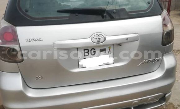 Sayi Na hannu Toyota Matrix Azurfa Mota in Cotonou a Benin Sayi Na hannu Toyota Matrix Azurfa Mota in Cotonou a Benin