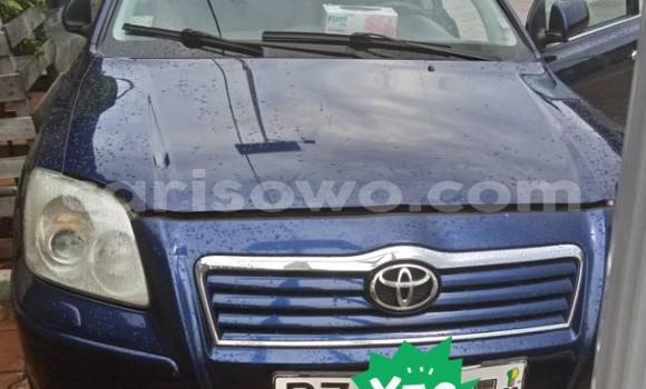 Sayi Na hannu Toyota Avensis Blue Mota in Cotonou a Benin Sayi Na hannu Toyota Avensis Blue Mota in Cotonou a Benin