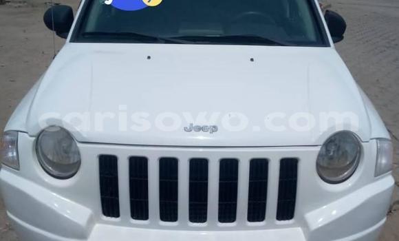 Sayi Na hannu Jeep Compass White Mota in Cotonou a Benin Sayi Na hannu Jeep Compass White Mota in Cotonou a Benin