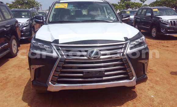 Acheter Occasion Voiture Lexus ES 300 Noir à Savalou, Benin Acheter Occasion Voiture Lexus ES 300 Noir à Savalou, Benin