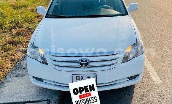 Acheter Occasion Voiture Toyota Avalon Blanc à Cotonou, Benin Acheter Occasion Voiture Toyota Avalon Blanc à Cotonou, Benin