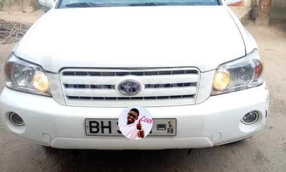 Buy Used Toyota Highlander White Car in Porto Novo in Benign