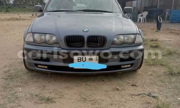 Acheter Occasion Voiture BMW 326 Bleu à Porto Novo, Benin Acheter Occasion Voiture BMW 326 Bleu à Porto Novo, Benin